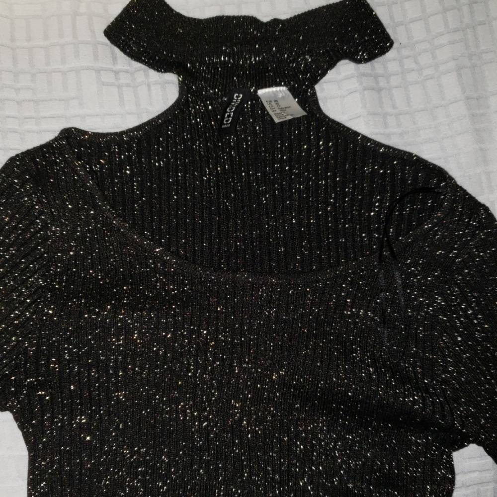 Collered H&M sweater